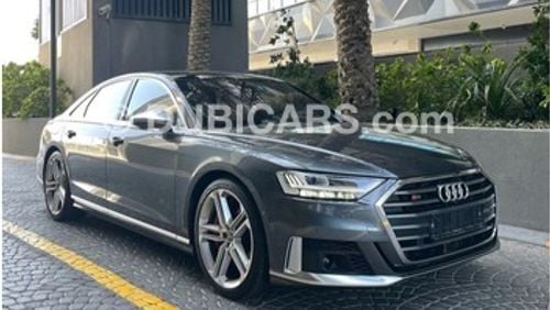 Audi S8