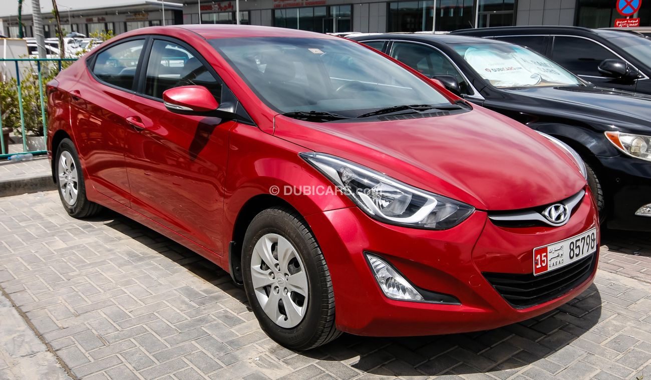 Used Hyundai Elantra 2015 for sale in Abu Dhabi - 95720