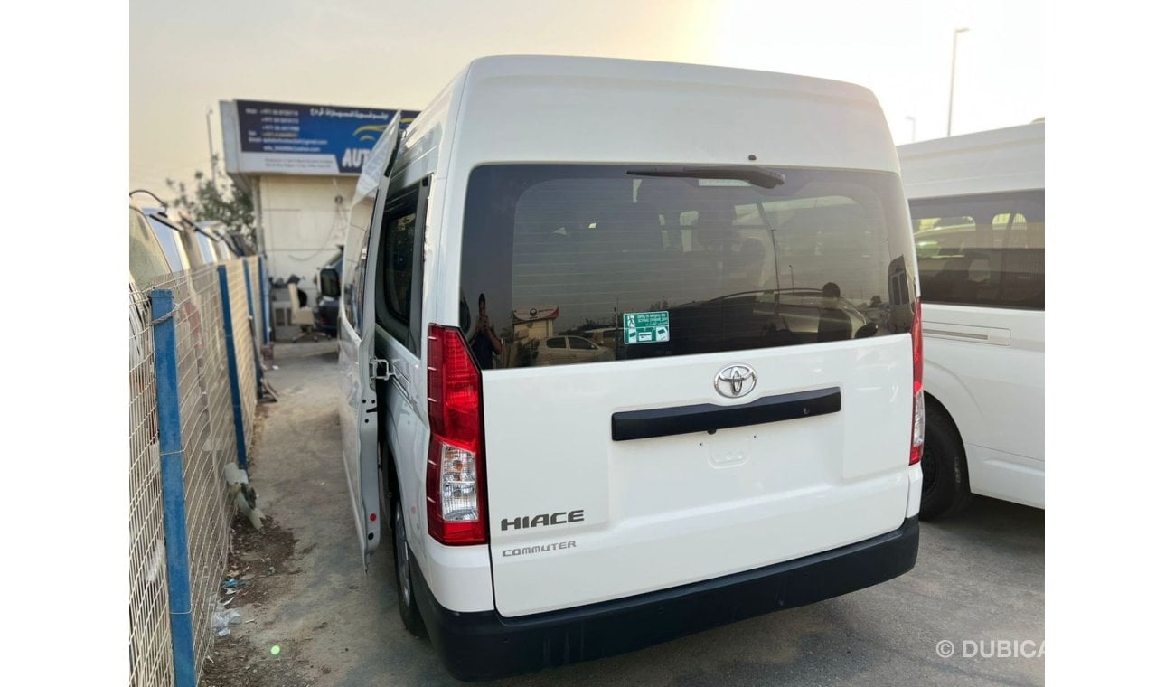 Toyota Hiace Van English