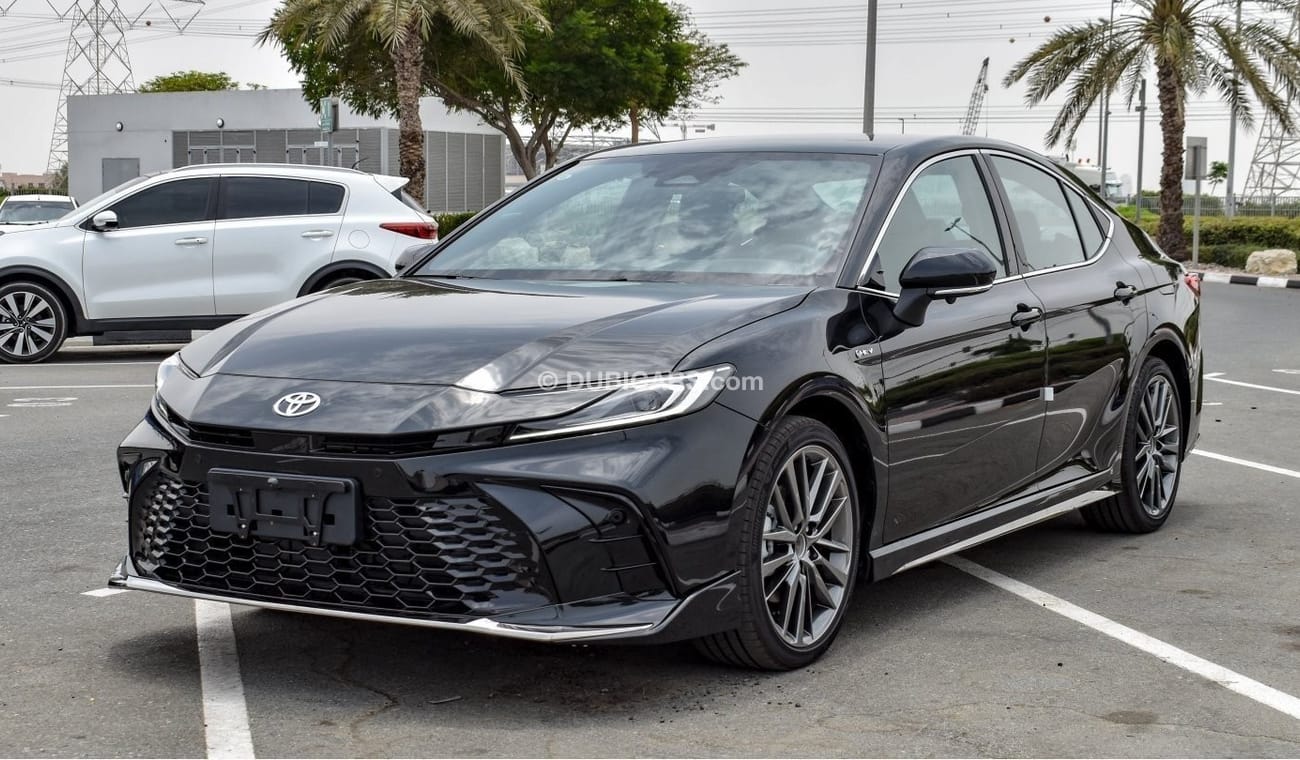 تويوتا كامري TOYOTA CAMRY 2.0 HYBIRD SPORT PLUS FULLY LOAD  MODEL 2024