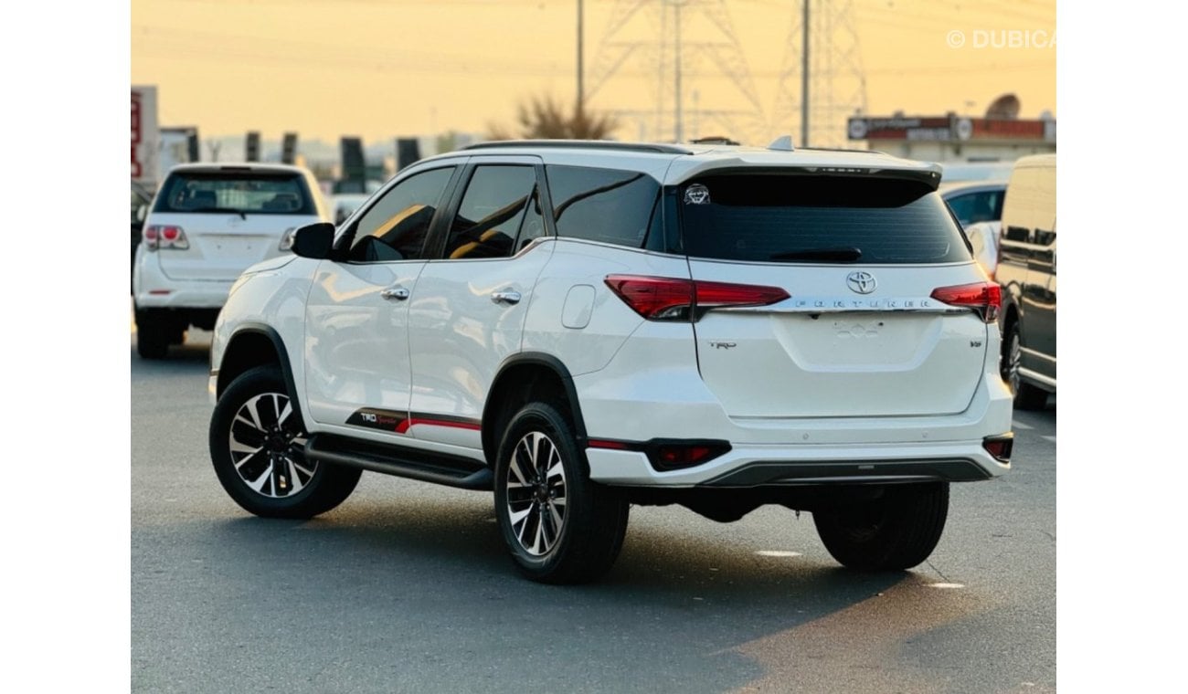 Toyota Fortuner Toyota Fortuner 2018 TRD v6