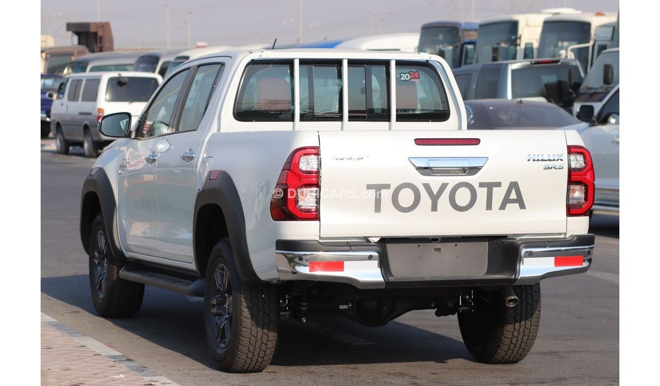 Toyota Hilux 4.0L TRD, PUSH START, MONITOR, BACK CAMERA, ALLOY WHEELS, MODEL 2024