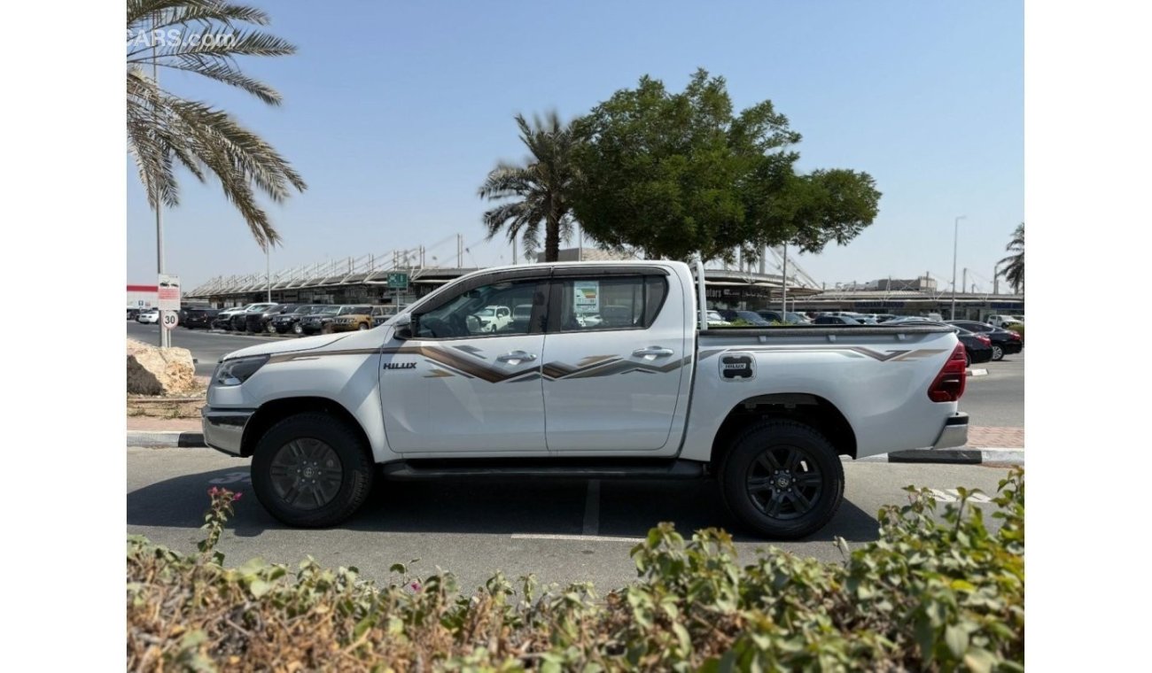 تويوتا هيلوكس 2024 Toyota Hilux Double Cab (Full-Option with Push Start) 2.7L 4-Cyl Petrol A/T 4x4 Only For Export