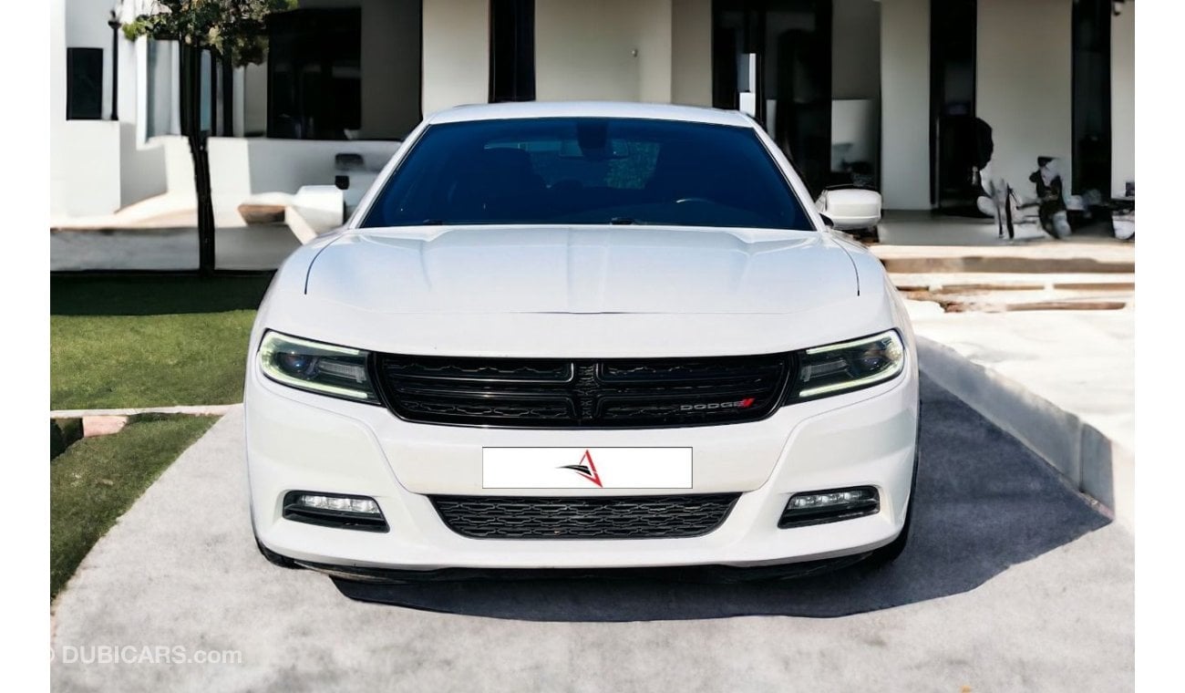 Dodge Charger SXT Plus AED 870 PM | DODGE CHARGER SXT 2017 | V6 | GCC | MINT CONDITON