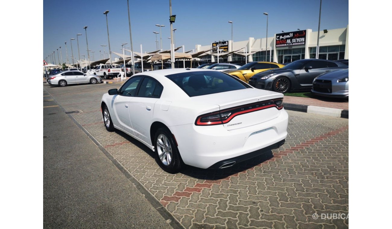 Dodge Charger SXT