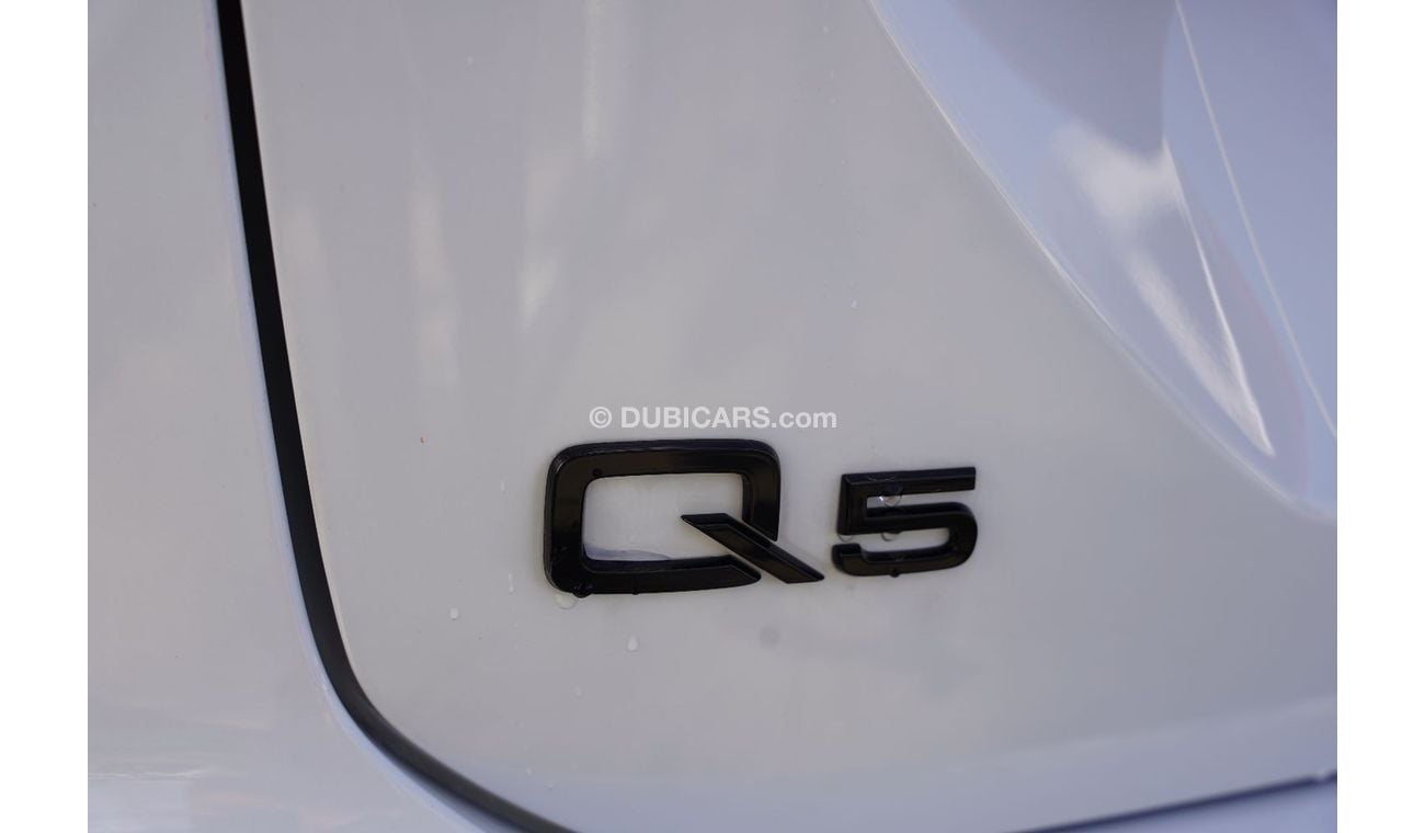 أودي Q5 2022 AUDI Q5 40 WHITE 7 Seaters 0Km