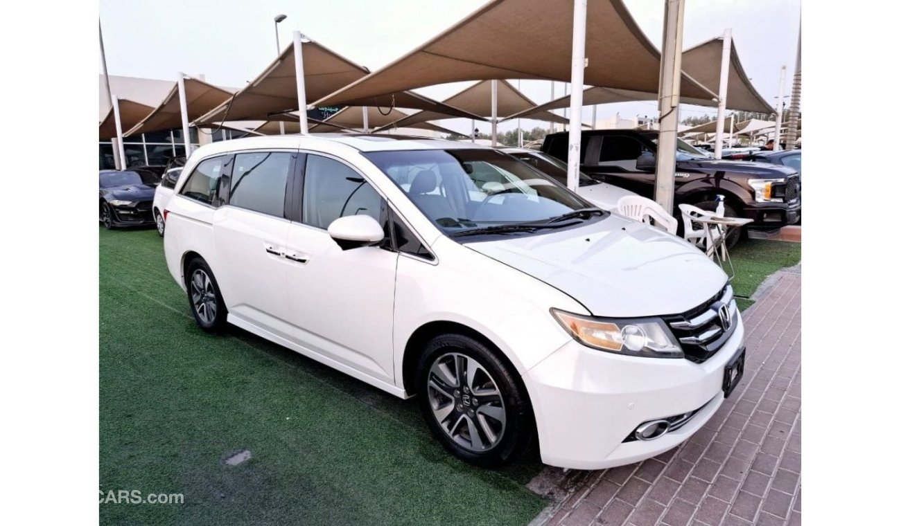 هوندا أوديسي Honda oddssy model:2016 (top Class GCC full option clean car for family car