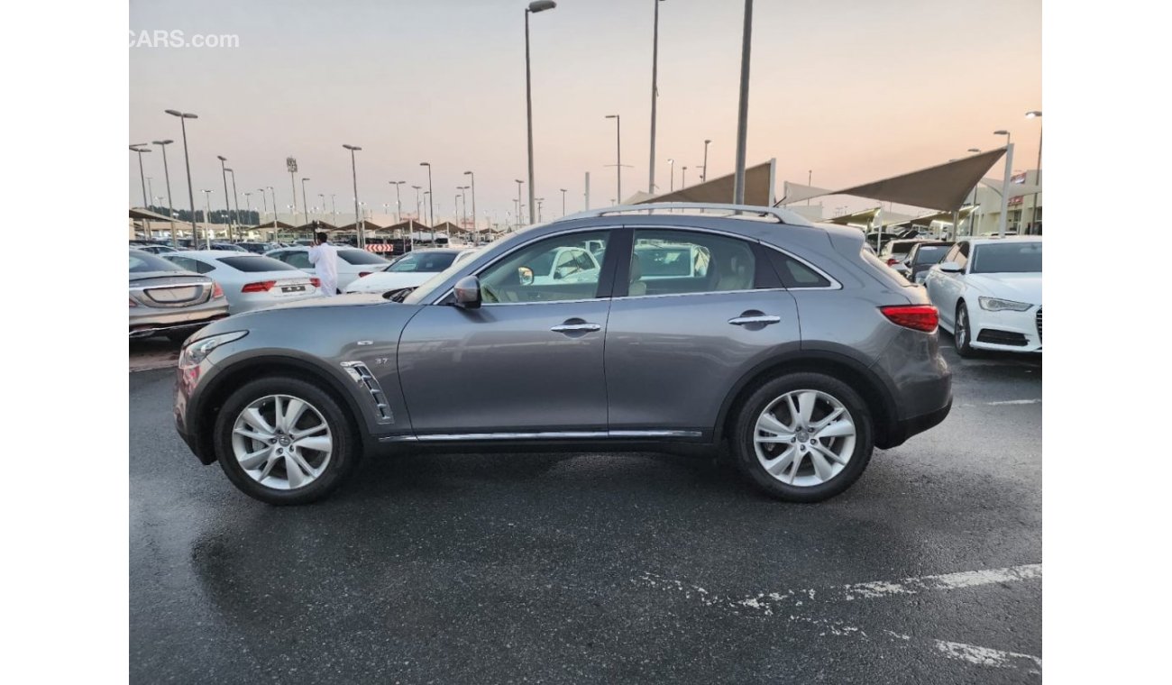 Infiniti QX70 Limited Infiniti QX 70 _GCC_2019_Excellent Condition _Full option