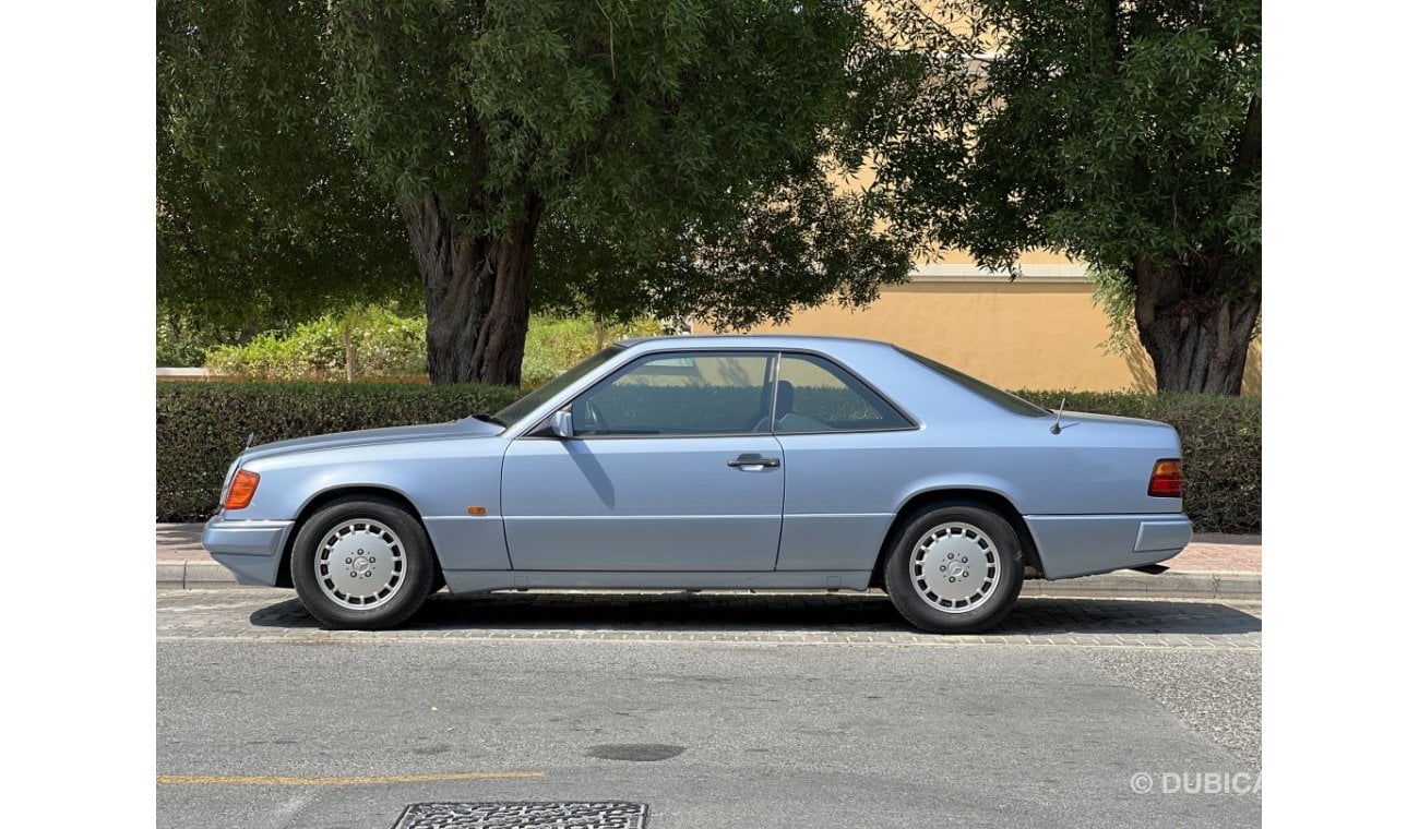 Mercedes-Benz 300 Mercedes Benz 300-CE 24 W124