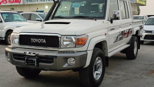 تويوتا لاند كروزر بيك آب 4.5L,V8,DIESEL,DOUBLE/CABIN,DIFF/LOCK,OVER FENDER,WINCH,PICKUP,POWER WINDOW,FULL OPTION,MT,2022MY