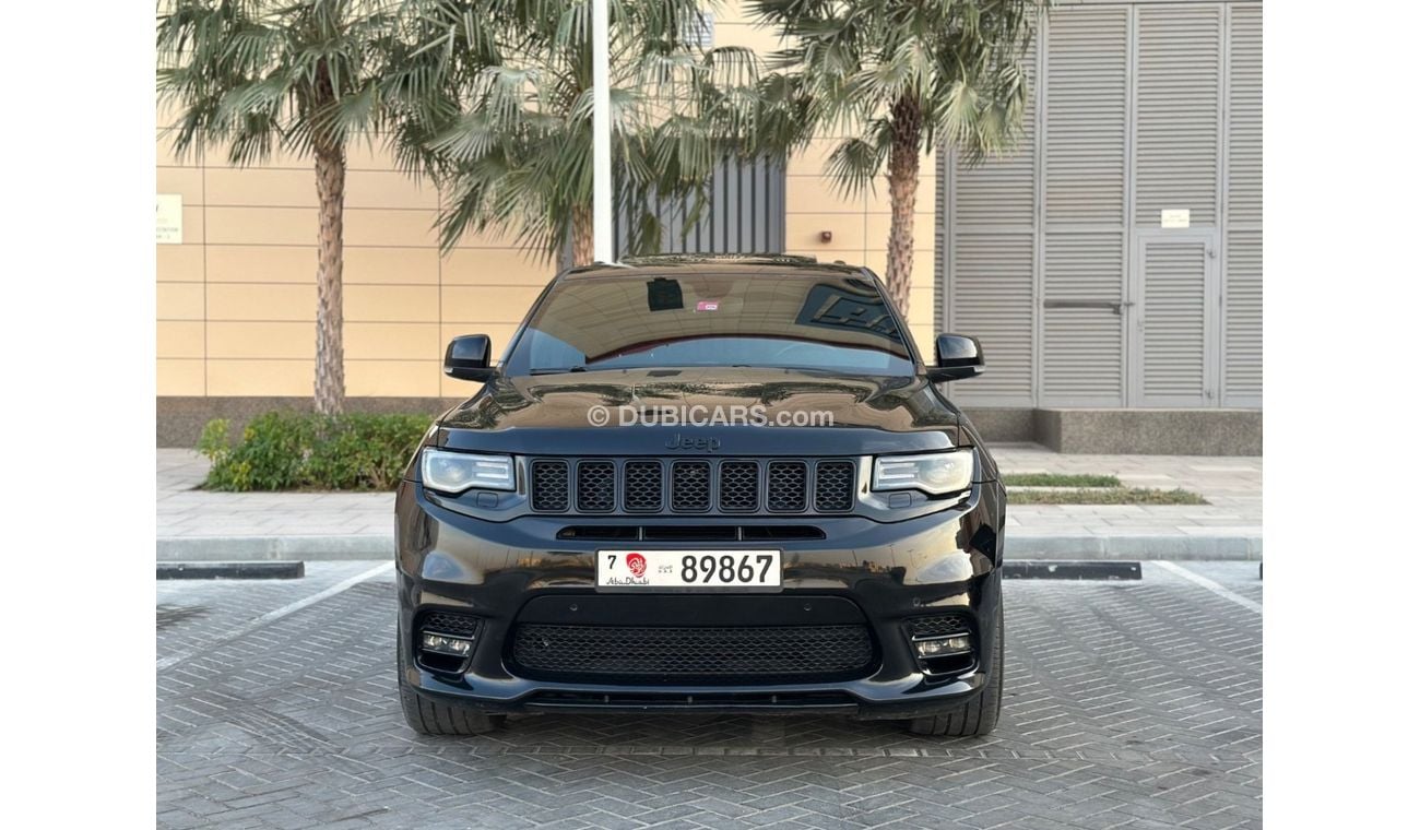 Jeep Grand Cherokee SRT 6.4L - 2020 - V8 - HEMI - 475 HP - GCC Specs - Perfect Condition