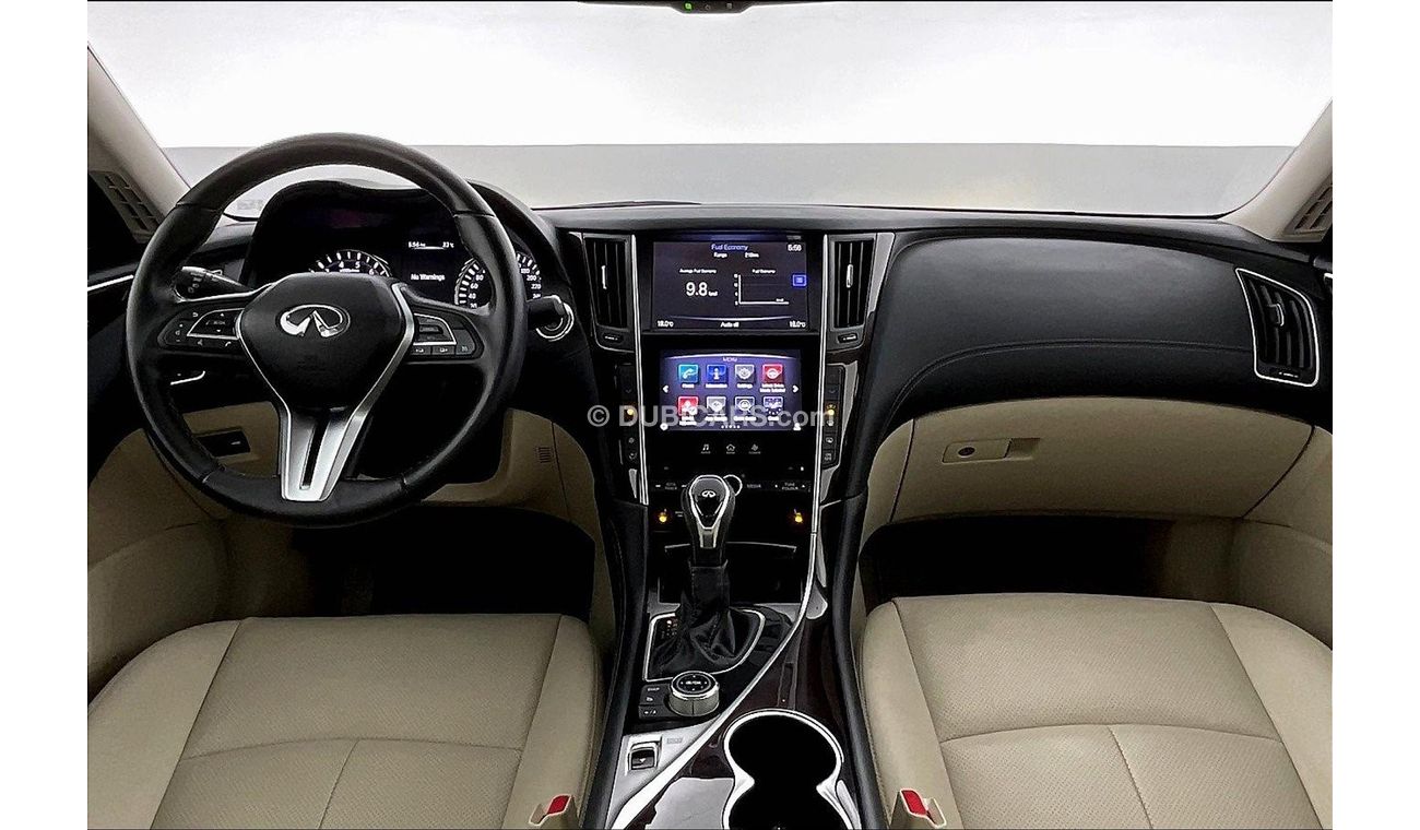 Infiniti Q50 Premium / Luxe