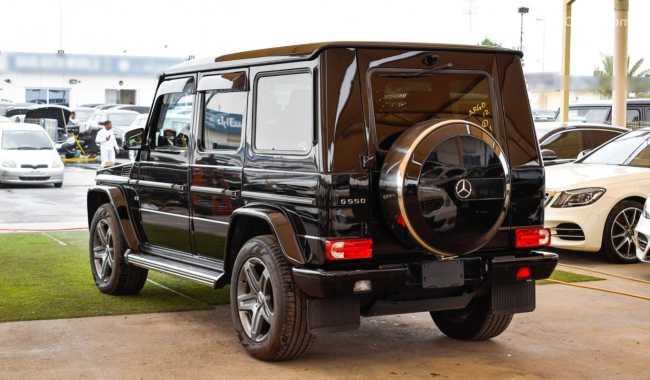 Mercedes-Benz G 550