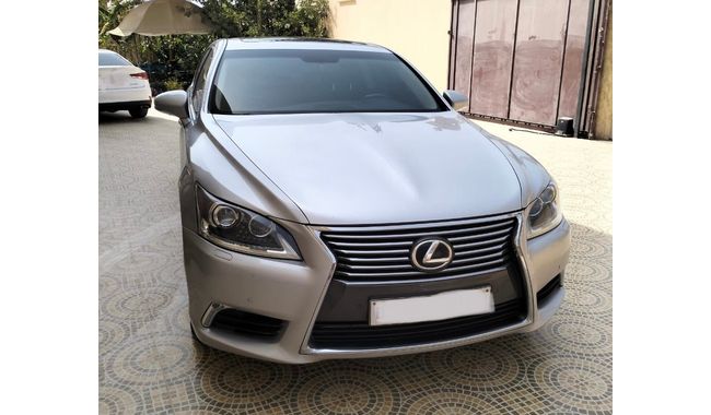 Used Lexus LS 460 for sale in Dubai | Dubicars