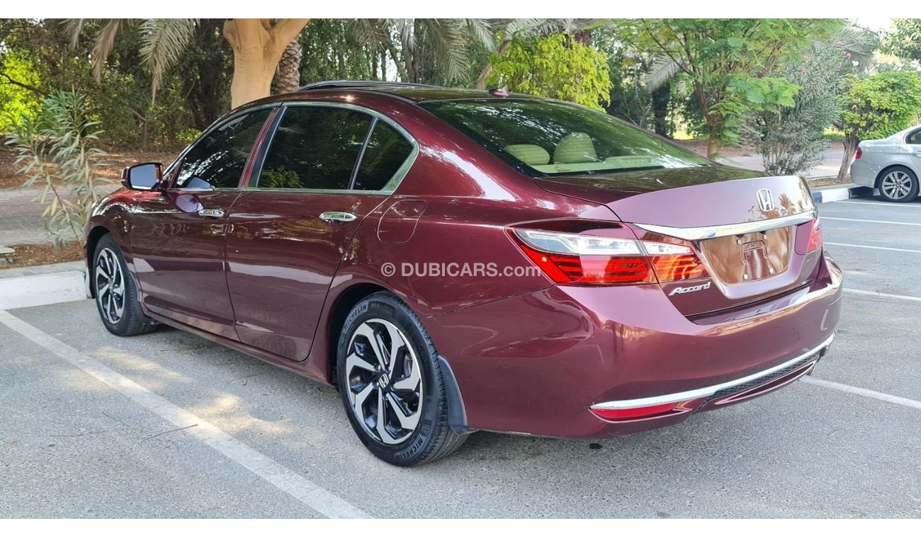 Used Honda Accord EX 2016 for sale in Sharjah - 556014