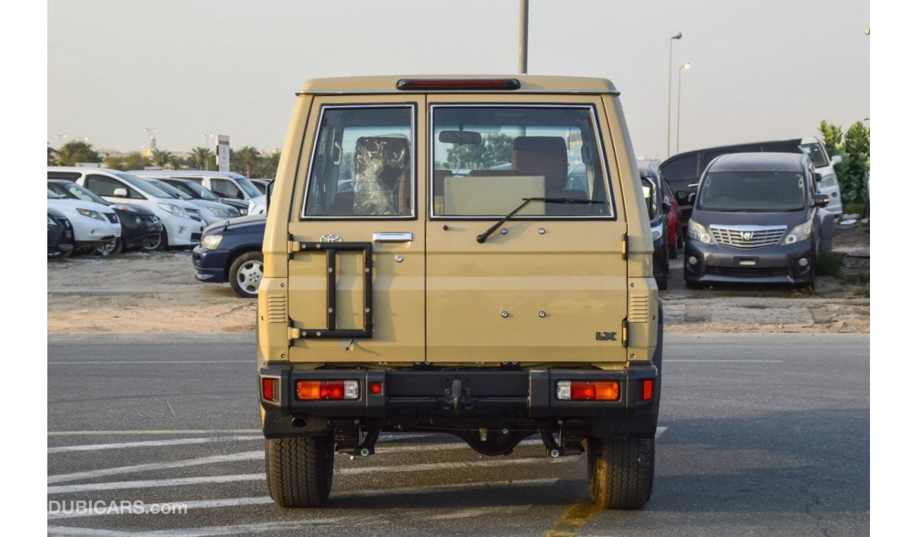 تويوتا لاند كروزر TOYOTA LAND CRUISER 71 SERIES 4.0L 4WD AT PETROL SUV 2024