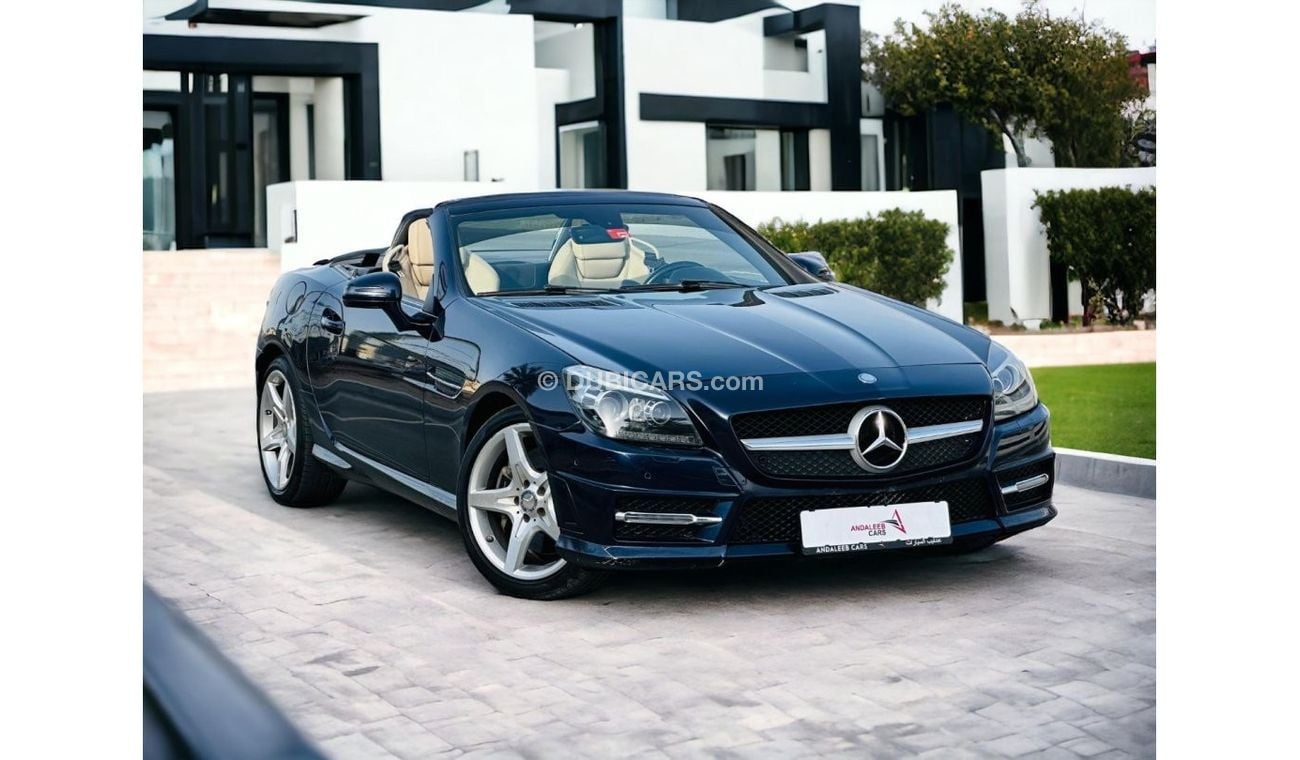 Mercedes-Benz SLK 200 AED 1,330 PM | MERCEDES-BENZ SLK-200 | CONVERTIBLE | GCC | LOW MILEAGE | 0% DWONPAYMENT