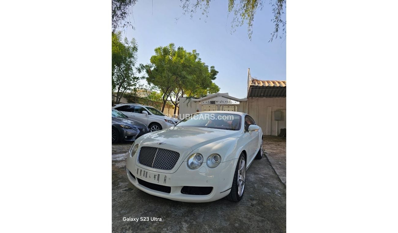 Bentley Continental GT 6.0L  12 cylinder