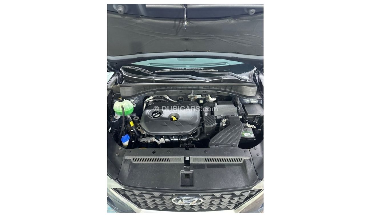 Hyundai Tucson Hyundai Tucson 2019 with a 2.0L 4wd engine in good perfect condition there are sensors of a slip zon