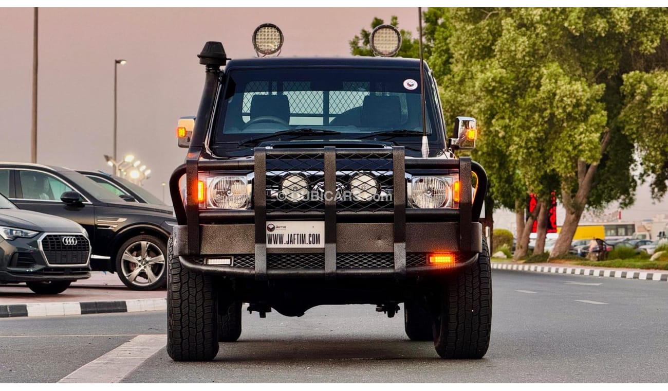 Toyota Land Cruiser Pick Up TUFF BULL BAR INSTALED | MANUAL TRANSMISSION | SINGLE CAB | 2015 | RHD | 4.5L DIESEL ENGINE |