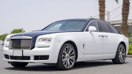 Rolls-Royce Ghost 6.6L PETROL 5-SEATER WITH STARLIGHT ROOF