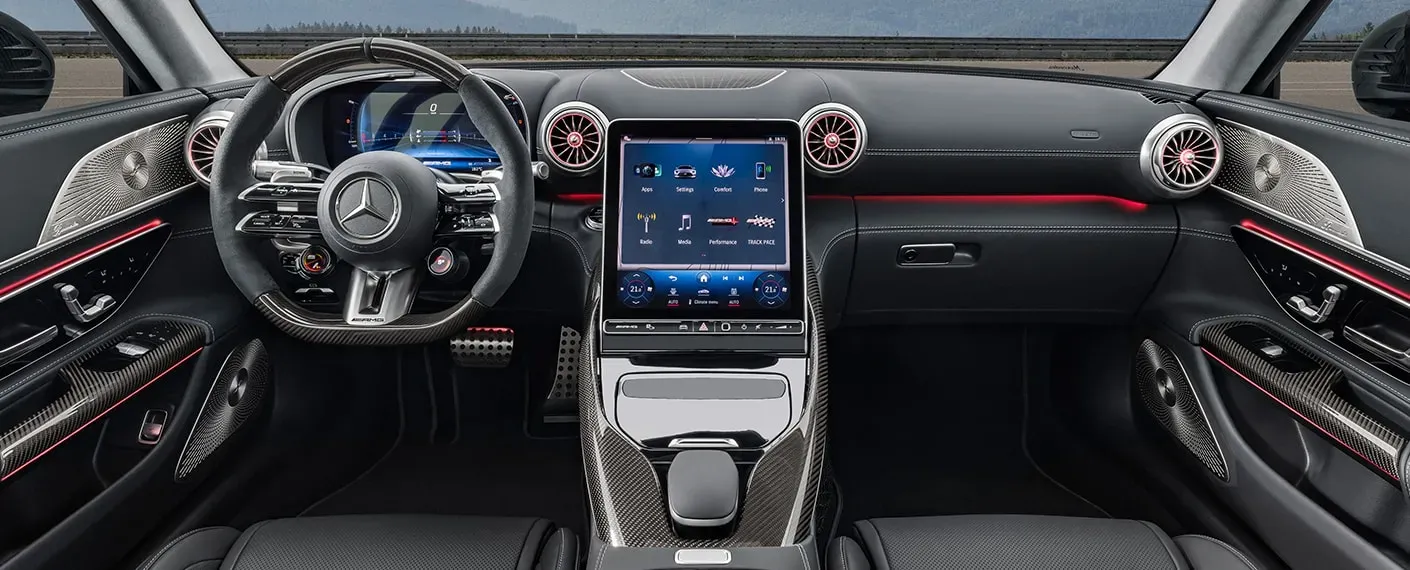 Mercedes-Benz GT63S interior - Cockpit