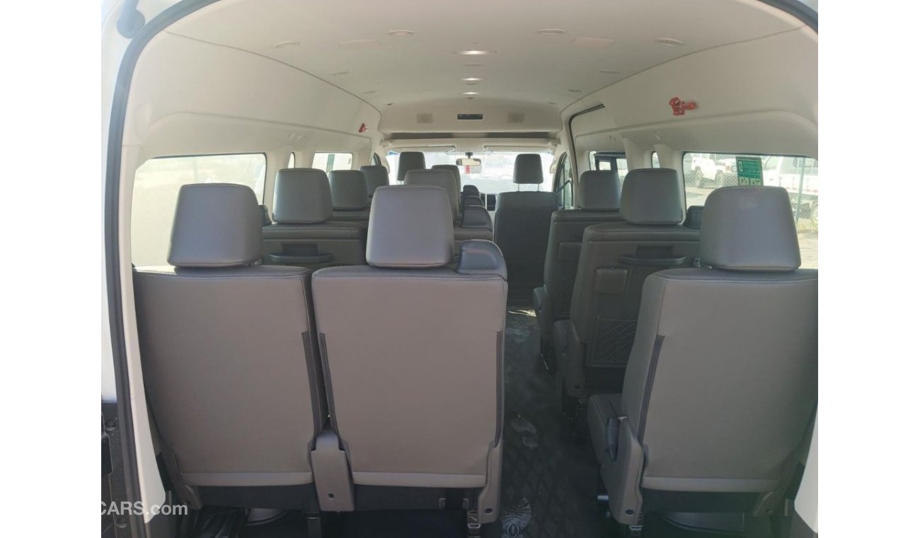 تويوتا هاياس High Roof Passenger Van - 2.8L Diesel Manual - Full Options