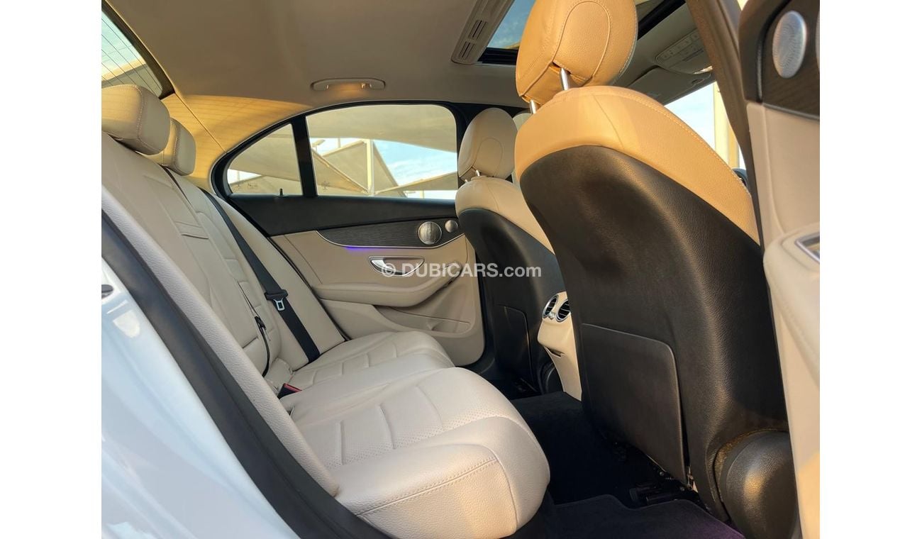 Mercedes-Benz C 300 Mercedes C300 American model 2021 in excellent condition, full specifications