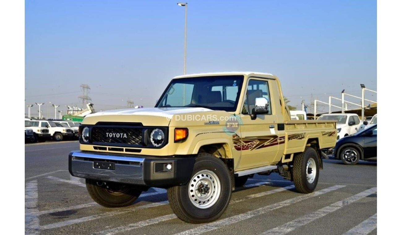 Toyota Land Cruiser Pick Up 79 DX 4.0L Petrol (Double Tank)