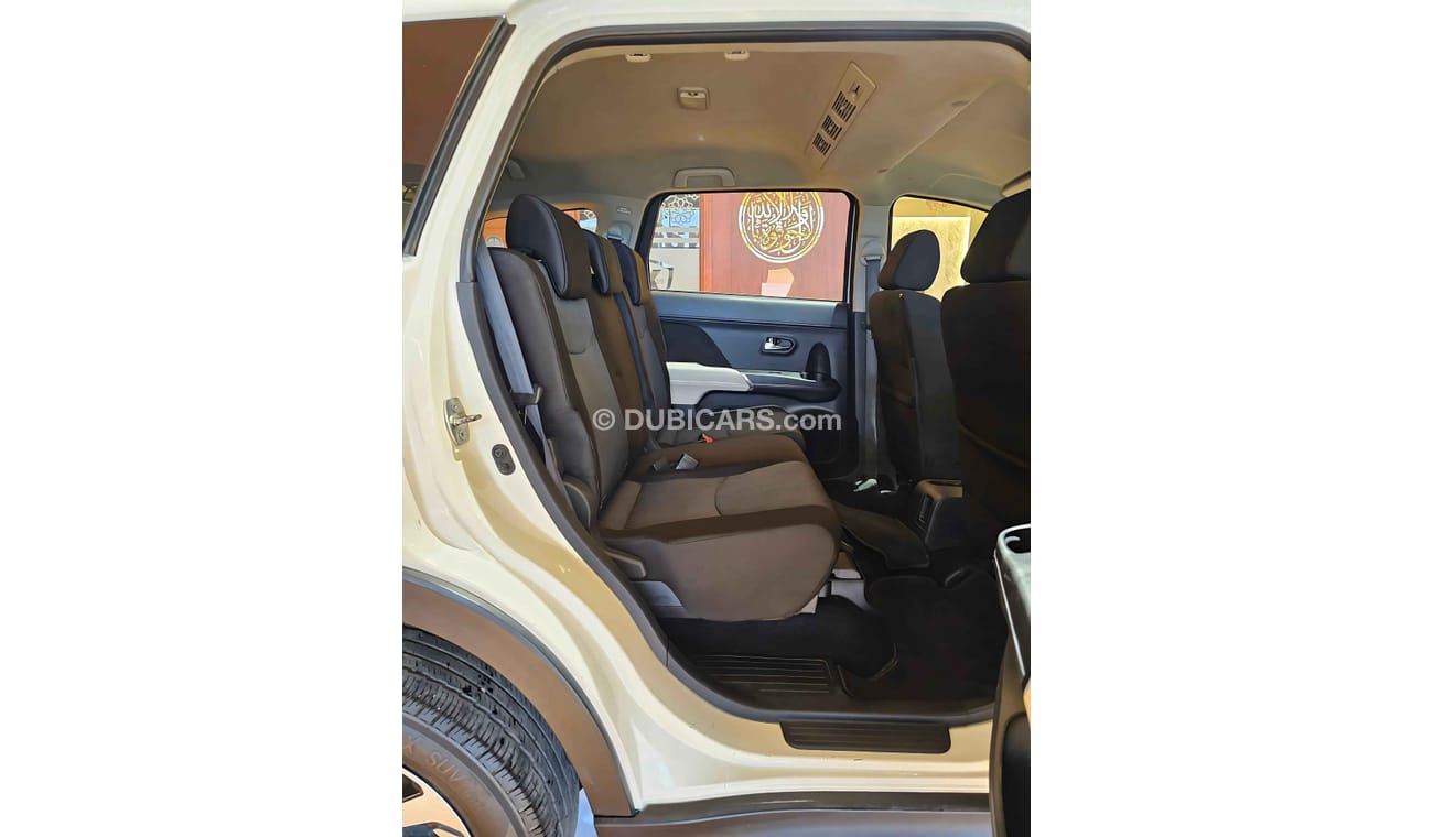 تويوتا راش EX GCC/ 7 SEATS/ LOW MILEAGE/ LOT# 13216