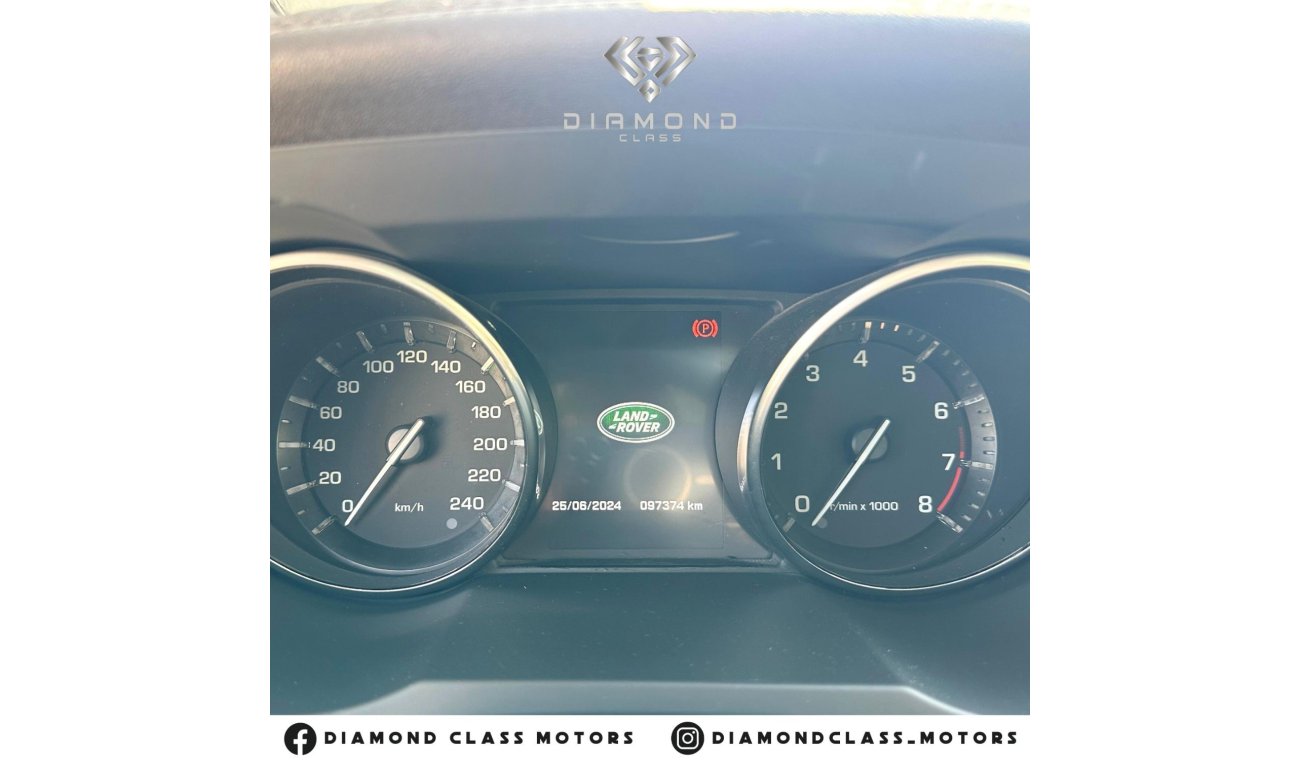 Land Rover Range Rover Evoque Range Rover Evoque Dynamic  Panoramic  2015 GCC 69,000 AED 97,000 KM