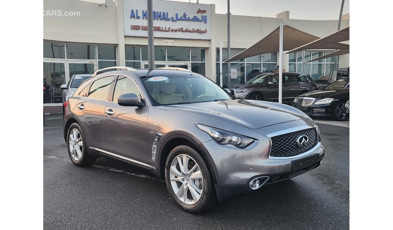 Infiniti QX70 Luxe Sensory Infiniti QX 70 2019