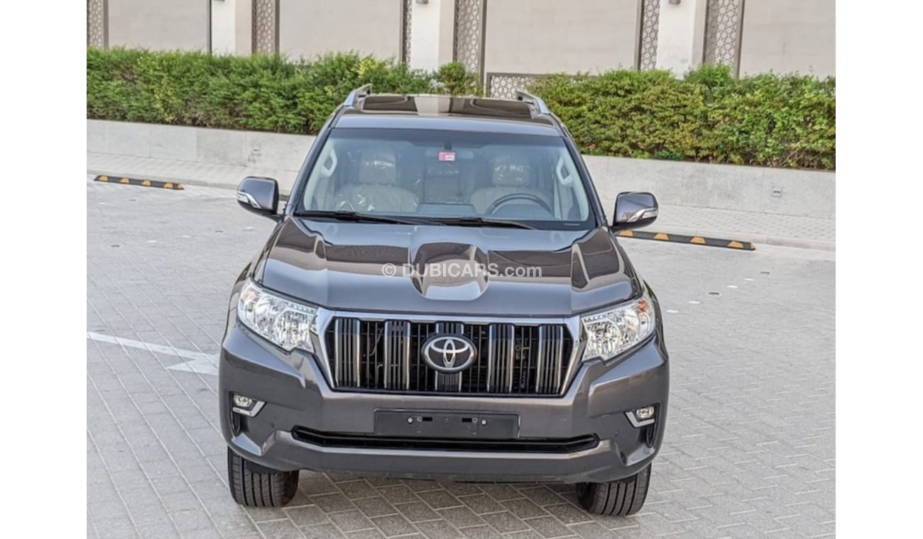 Toyota Prado Toyota Prado 2018 GXR V6 full Option sunroof gasoline