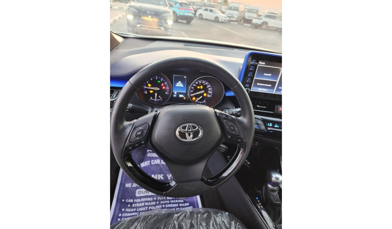 تويوتا CHR TOYOTA C-HR full option 2021