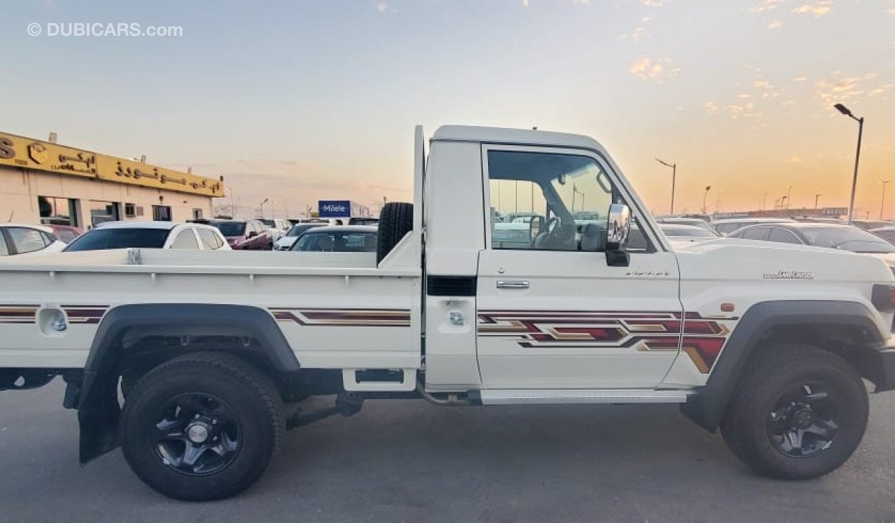 Toyota Land Cruiser Pick Up TOYOTA LAND CRUISER ( 70 SERIES ) 4.0L PICKUP 4WD