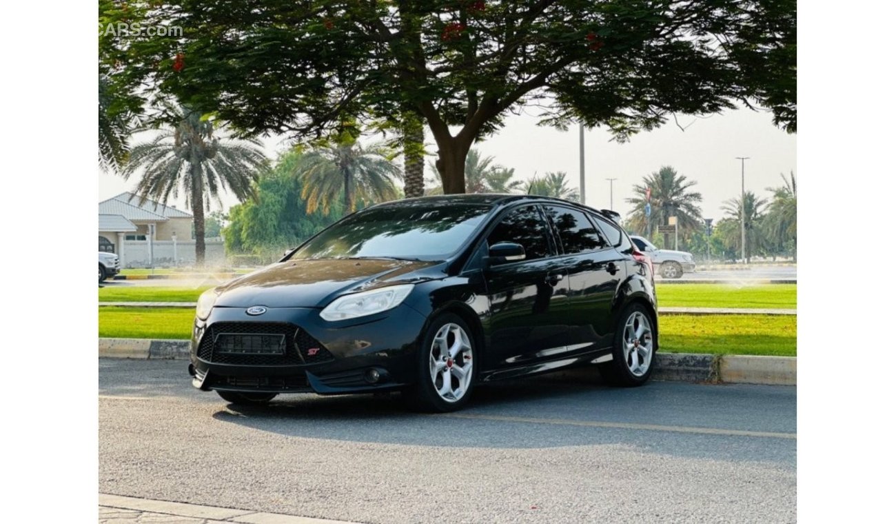 فورد فوكاس FORD FOCUS ST GCC SPACE MODEL 2014