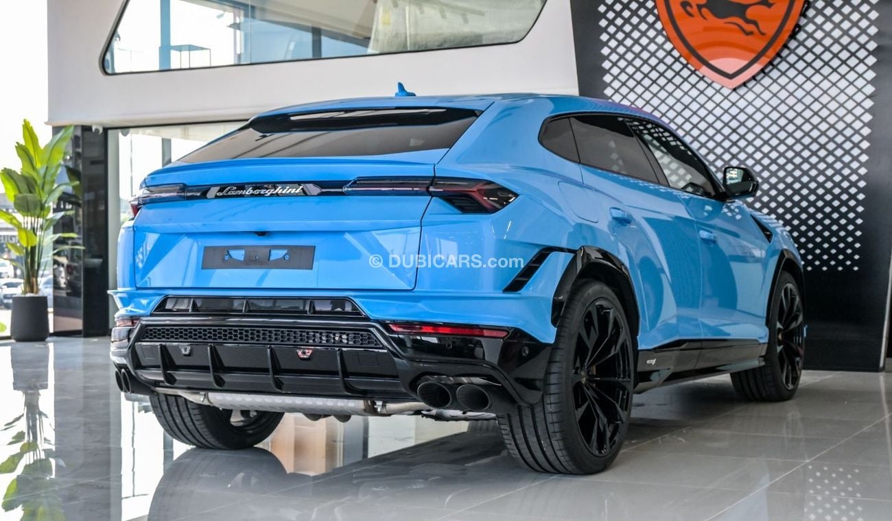 لامبورغيني اوروس Lamborghini Urus S | Carbon Interior | Fully Loaded with Rear Screens | 2024 Brand New