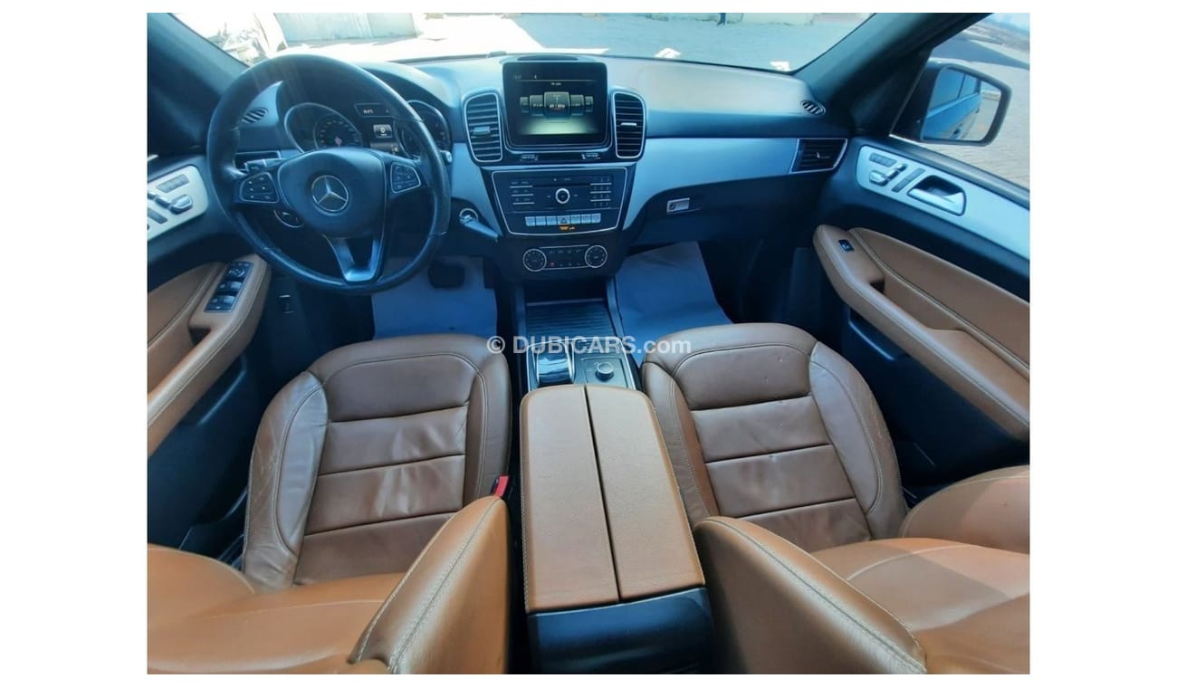 Mercedes-Benz GLE 350 Mercedes gle350d 2018 full option تتصدر للسعودية