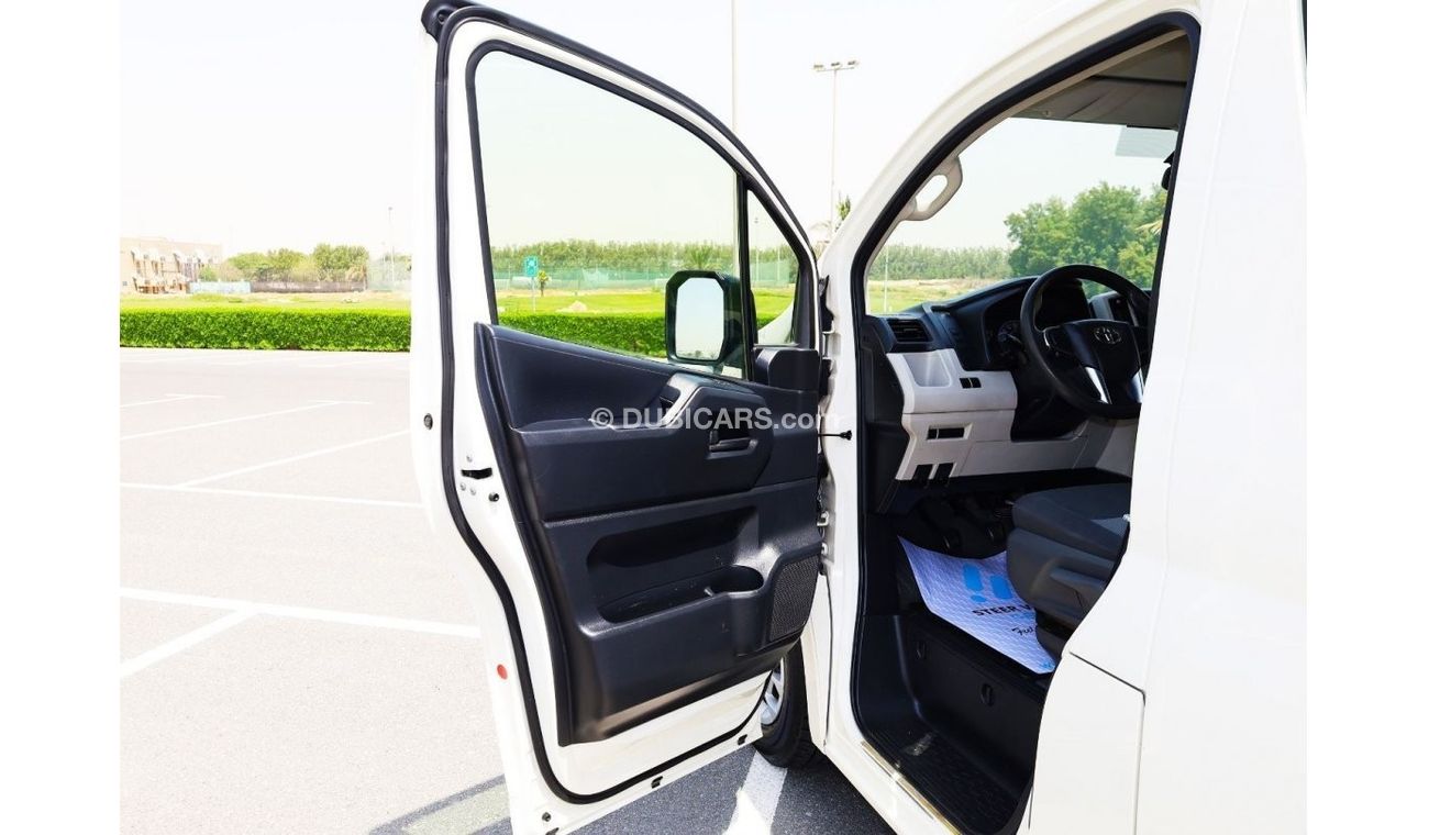 Toyota Hiace High Roof 13 Seater - Petrol | Excellent Condition | GCC Specs