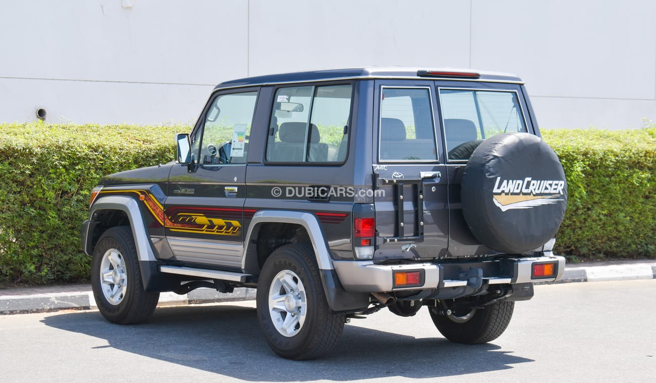 Toyota Land Cruiser Hard Top 4.0 L V6