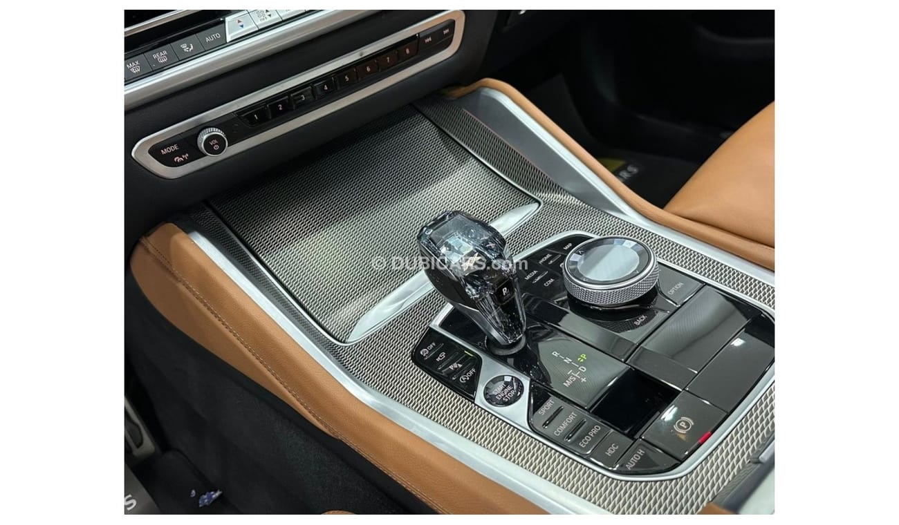 بي أم دبليو X6 xDrive40i لاكجري M سبورت باكج 2022 BMW X6 xDrive40i M-Sport, Oct 2026 BMW Warranty + Service Pack, F