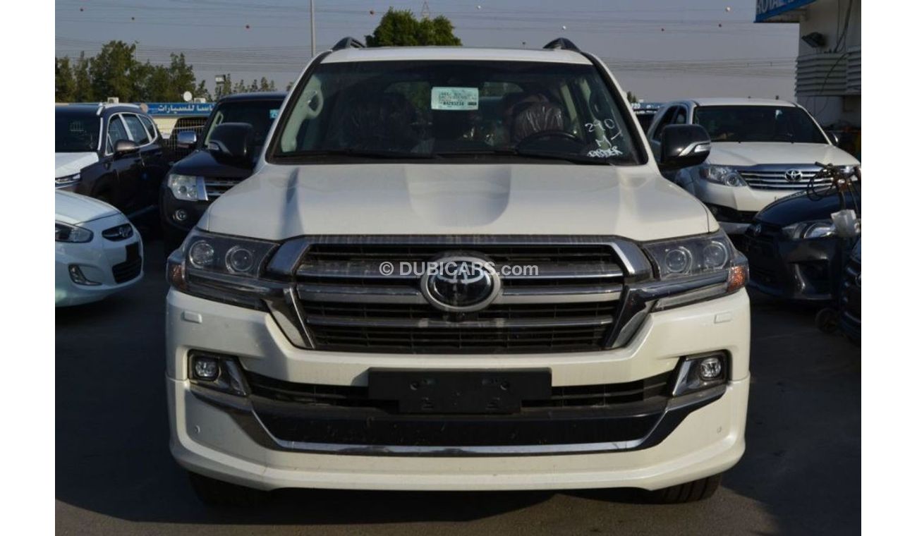 تويوتا لاند كروزر TOYOTA LAND CRUISER VXR V8 4.5L DIESEL// EXECUTIVE LOUNGE //// MODEL 2020 NEW /// SPECIAL OFFER ///