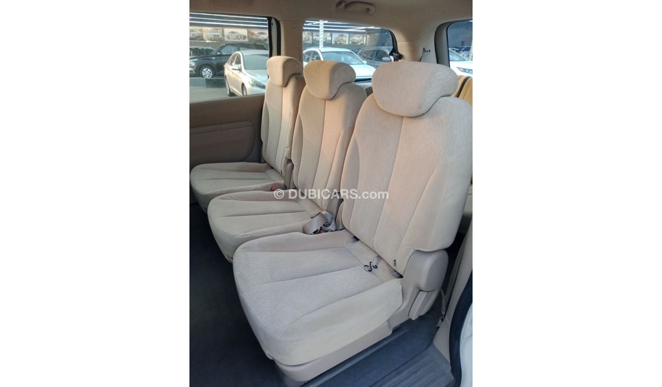 Kia Carnival LX 3.3L