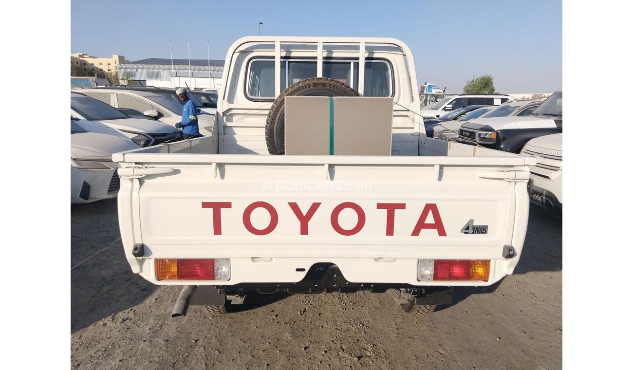 Toyota Land Cruiser Pick Up LC79 DOUBLE CAB 4.2L DIESEL V6 LHD | MANUAL | 2024 | BRAND NEW | 0 KM | 03 YEARS WARRANTY