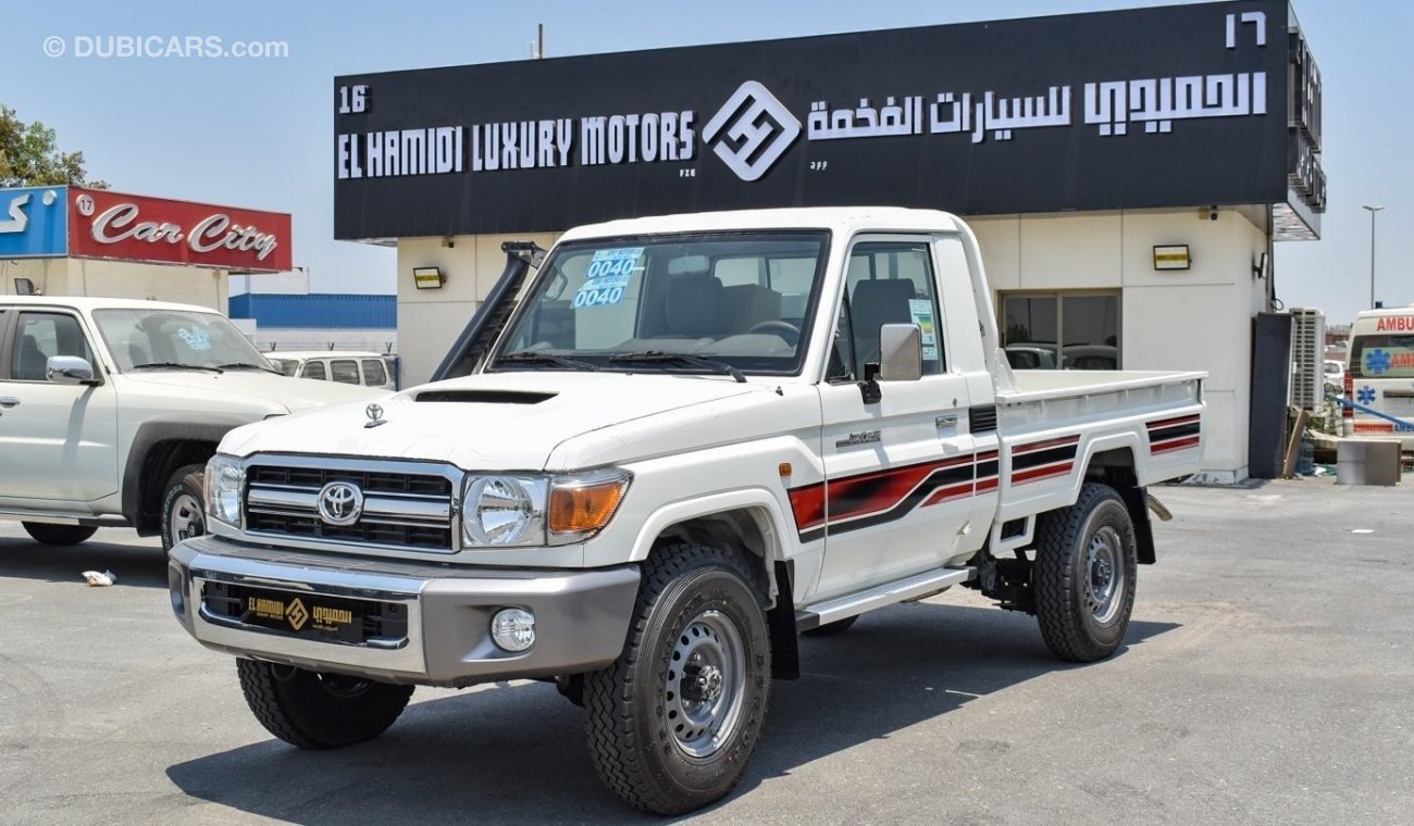 تويوتا لاند كروزر بيك آب 4.5L Diesel V8