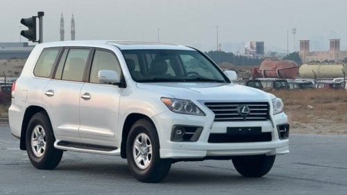 Lexus LX570 MODEL 2010 GCC CAR PERFECT CONDITION INSIDE AND OUTSIDE FULL OPTION SUN ROOF