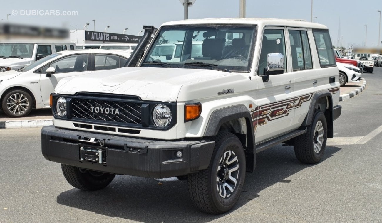 Toyota Land Cruiser Hard Top 4.0L V6 Auto Transmission