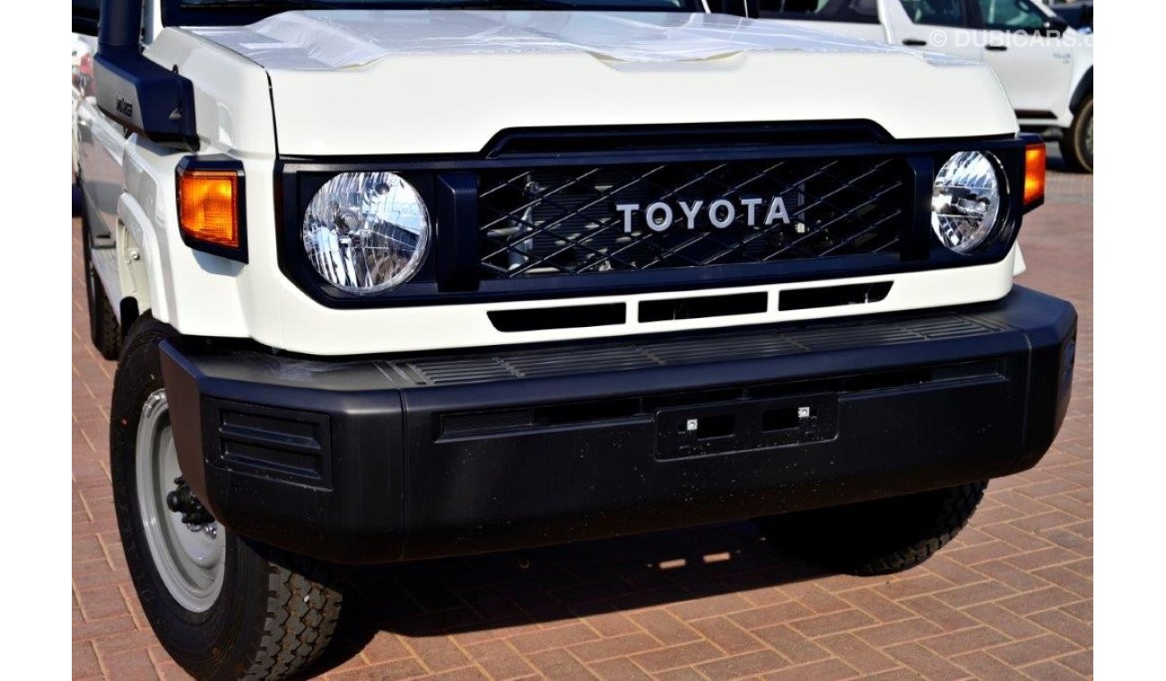 Toyota Land Cruiser Pick Up 2024 TOYOTA LAND CRUISER 79 DOUBLE CAB PICKUP  V6 4.2L DIESEL 4WD  MT