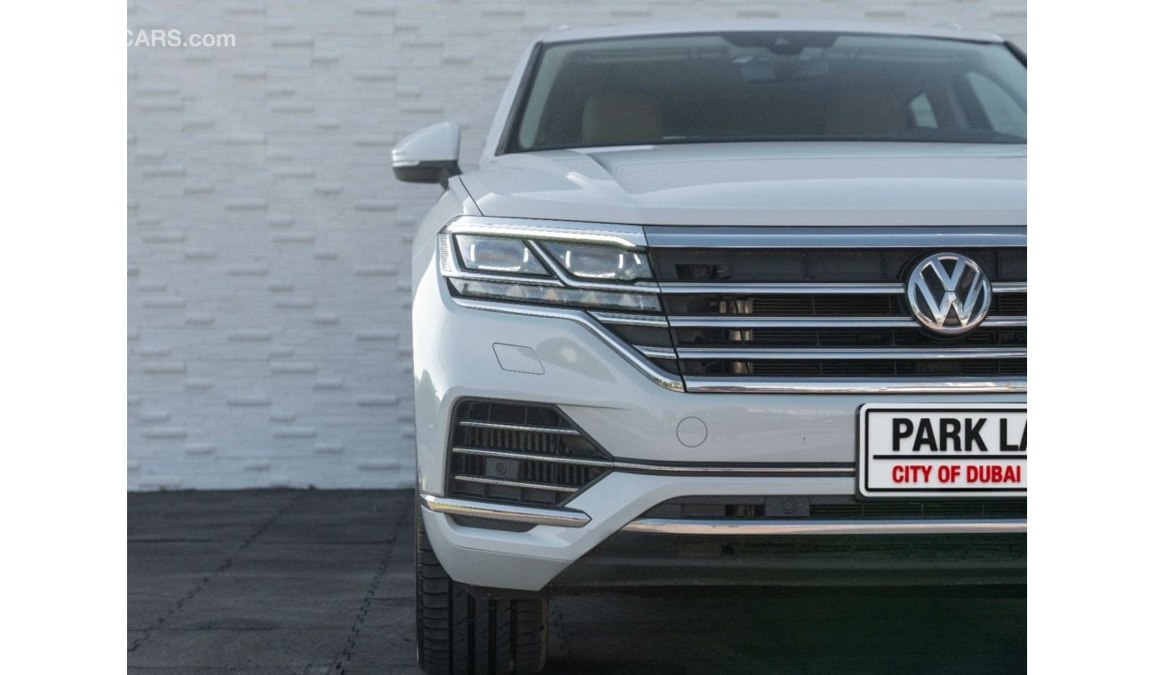 Volkswagen Touareg AED 1,730 PM • TOUAREG 3.6L V6 HIGHLINE • 1 YEAR FREE WARRANTY AND SERVICE PLAN • PRISTINE CONDITION