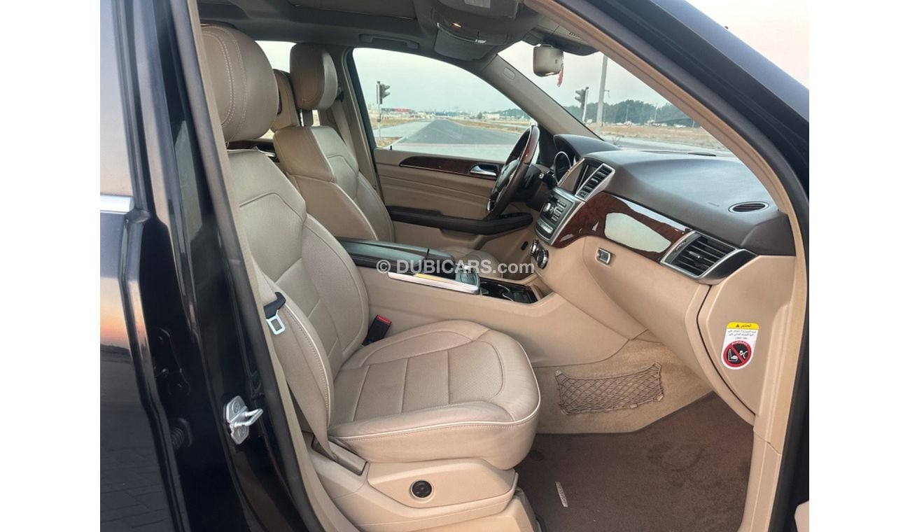 Mercedes-Benz ML 500 MODEL 2013 GCC CAR PERFECT CONDITION FULL PANORAMIC ROOF